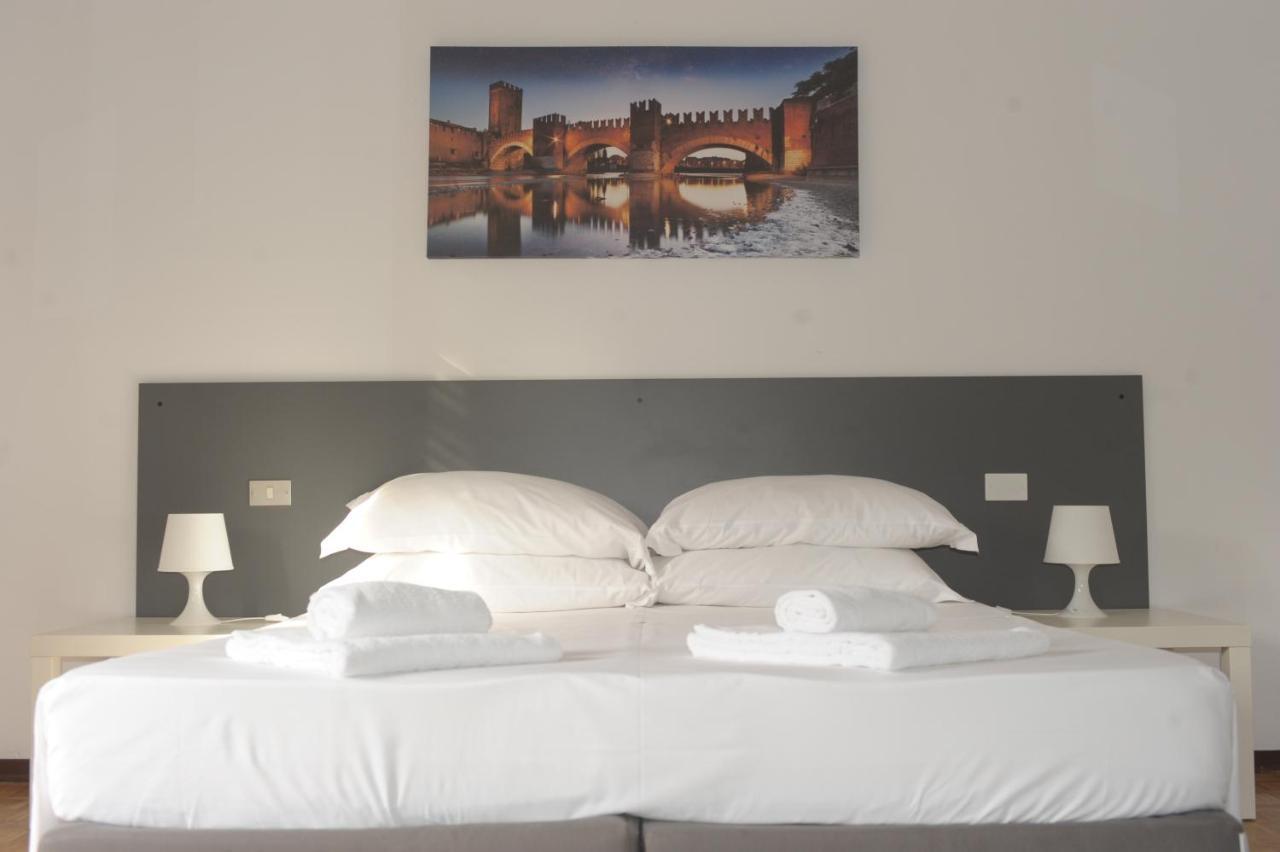 B&B Foroni 29 Verona Exterior foto